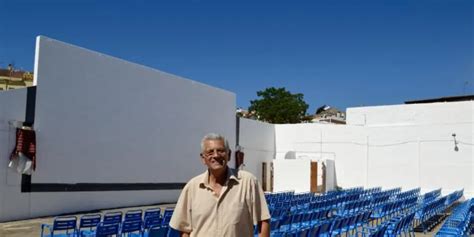 tomares cine de verano|Tomares dice adiós al último cine de verano de Sevilla